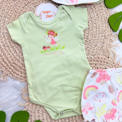 Conj. Body a Beautiful Day, Bucket e Short Frutinhas - Verde e Off White